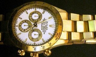 The real deal? Check out this amazing Rolex made of paper 