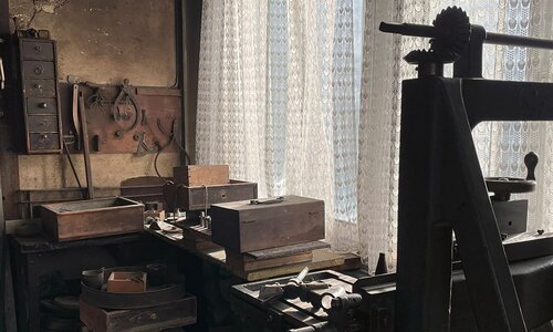 The forgotten workshop