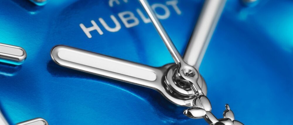 Hublot Classic Fusion Balloon Dog by Jeff Koons: time, inflated into art