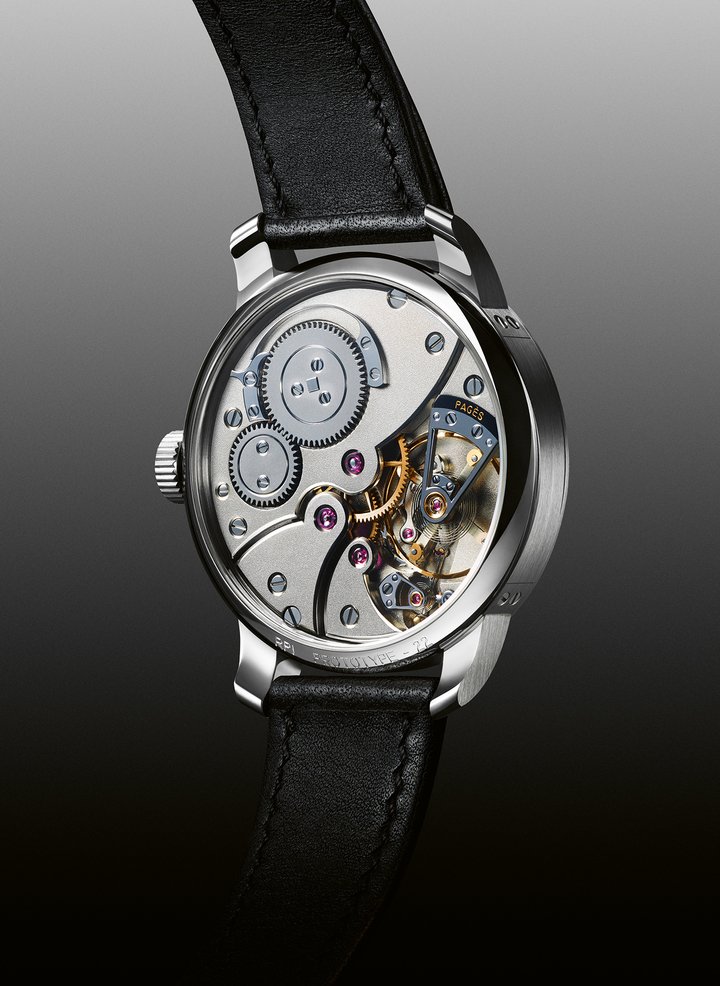Purity and sobriety: the RP1 Régulateur à Détente. Large balance wheel, 18,000 vph. Since the escape wheel beats at half the usual frequency, the seconds hand advances only 2.5 times per second instead of five, and the movement, instead of going “tick-tock/tick-tock”, goes “tock/tock/tock”.