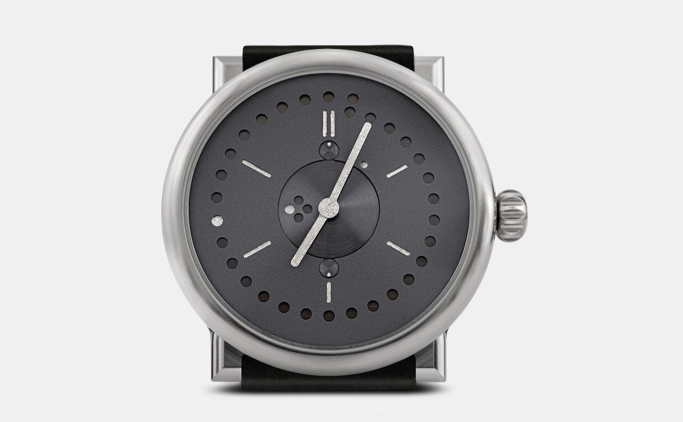 Ochs und junior: A perpetual calendar for the holiday season