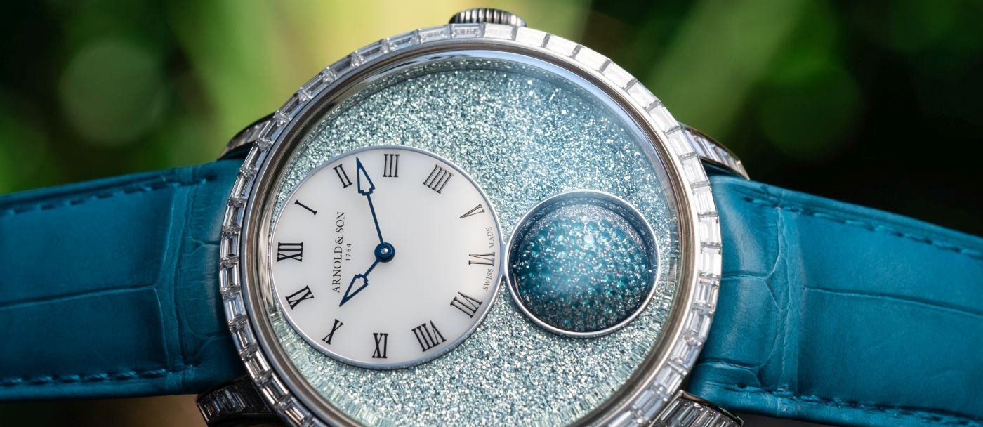 Arnold & Son's Luna Magna Ultimate II: A lagoon-blue moon