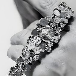 BULOVA