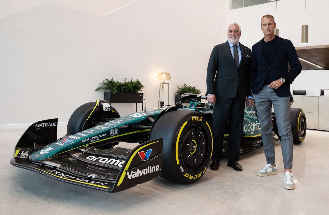 Girard-Perregaux and Aston Martin extend partnership