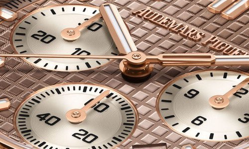 A new in-house calibre for the Royal Oak Chronograph 38 mm