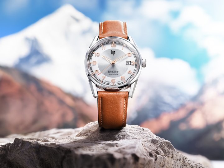 Measuring 39mm in diameter, the Annapurna celebrates the first ascent of an 8,000-metre peak, in 1950.