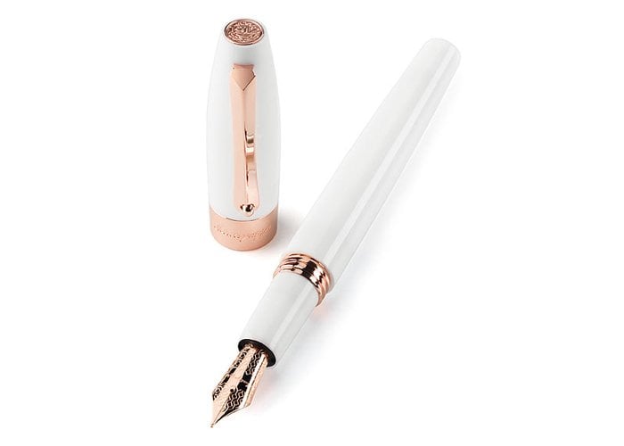 Fortuna Fountain pen with rose gold trim by Montegrappa