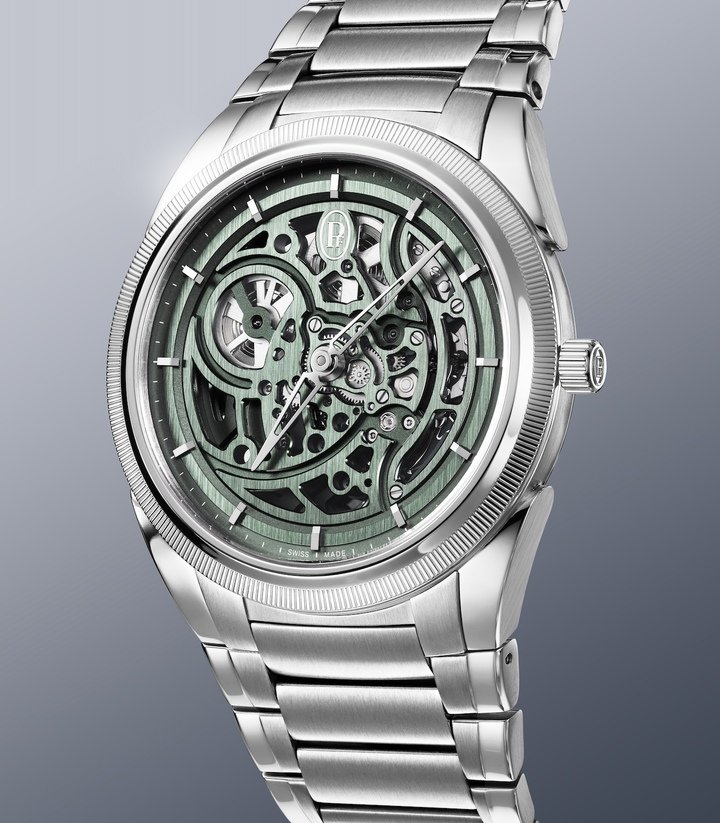 The Tonda PF Skeleton Slate Green adds unusual colour to the skeletonwork that highlights key components in the PF777 movement.