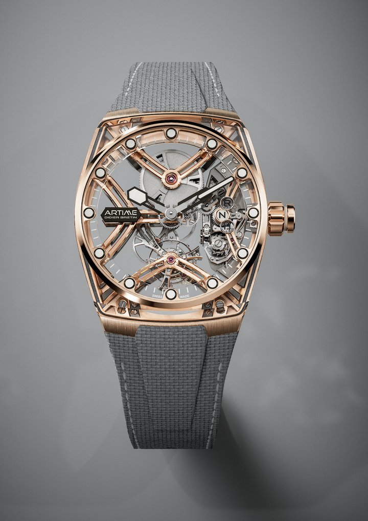 Artime ART01 reborn in 5N red gold with a sporty-chic twist 