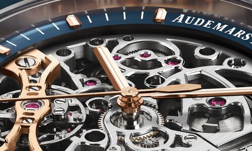 Audemars Piguet reveals a new shade of ceramic