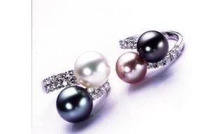 Patricia Suard and Schoeffel Pearls