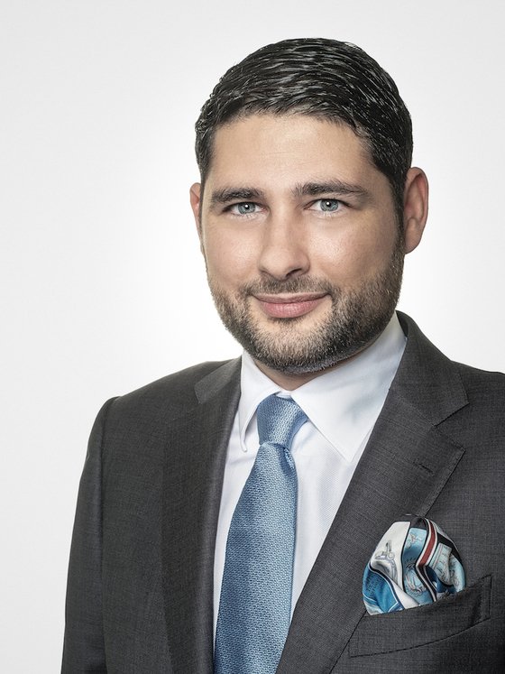 NEW CEO FOR RJ-ROMAIN JEROME