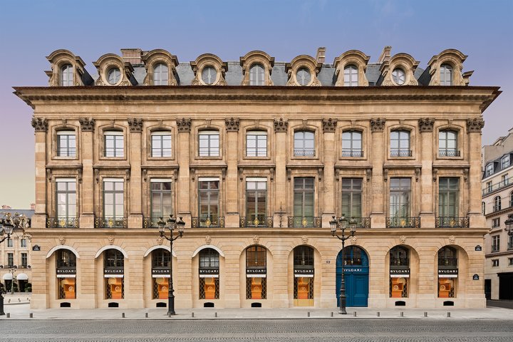 Bvlgari Brings La Dolce Vita to London with Pop-Up Boutique