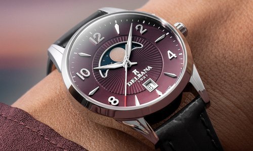 Delbana Lunetta: a moonphase in colour