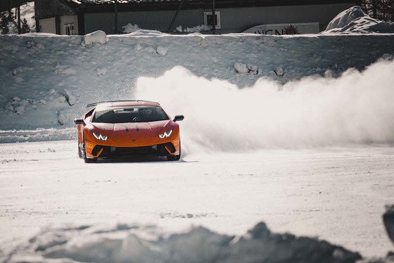 Roger Dubuis' Italian affair continues with Excalibur Spider Pirelli SOTTOZERO
