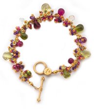 Laura Gibson: Colorful Versatility 