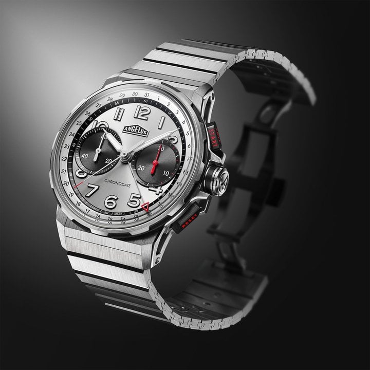 Angelus expands the Chronodate Titanium with Magnetic Silver Edition