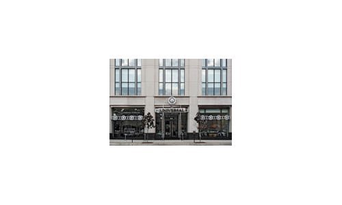 Ernst Benz inaugurates its first Boutique and celebrates Elizabeth Doerr 