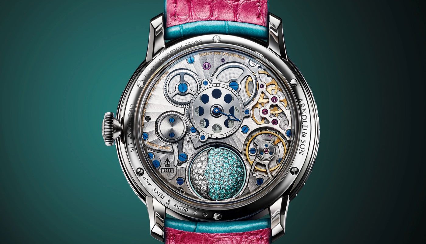 Arnold & Son's Luna Magna Ultimate II: A lagoon-blue moon