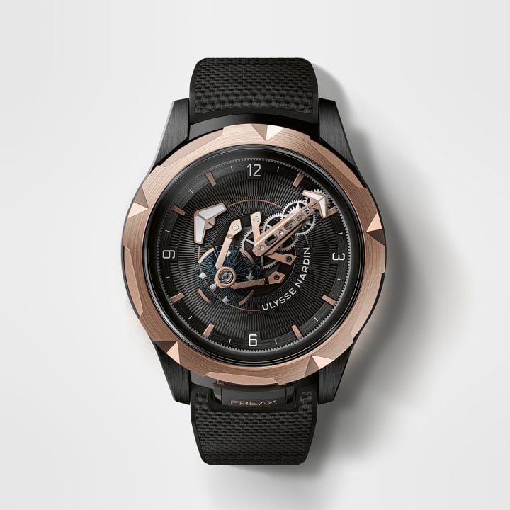 Inspired by the first Freak, the 44 mm Freak One with black DLC-coated titanium case and rose gold bezel embodies the iconic Ulysse Nardin watch and the centre of gravity of the Manufacture, now asserting its newfound independence.