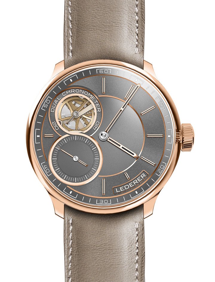 Through a single, meticulously crafted aperture, the CIC 39mm offers a glimpse of its innovative heart: its dual detent escapement with double remontoire is entirely produced in-house and patented by Lederer.