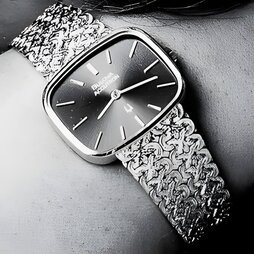 BULOVA “Mini Accutron”