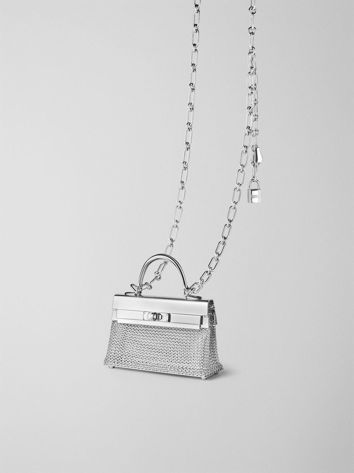 Hermès Kellymorphose: an icon made jewellery
