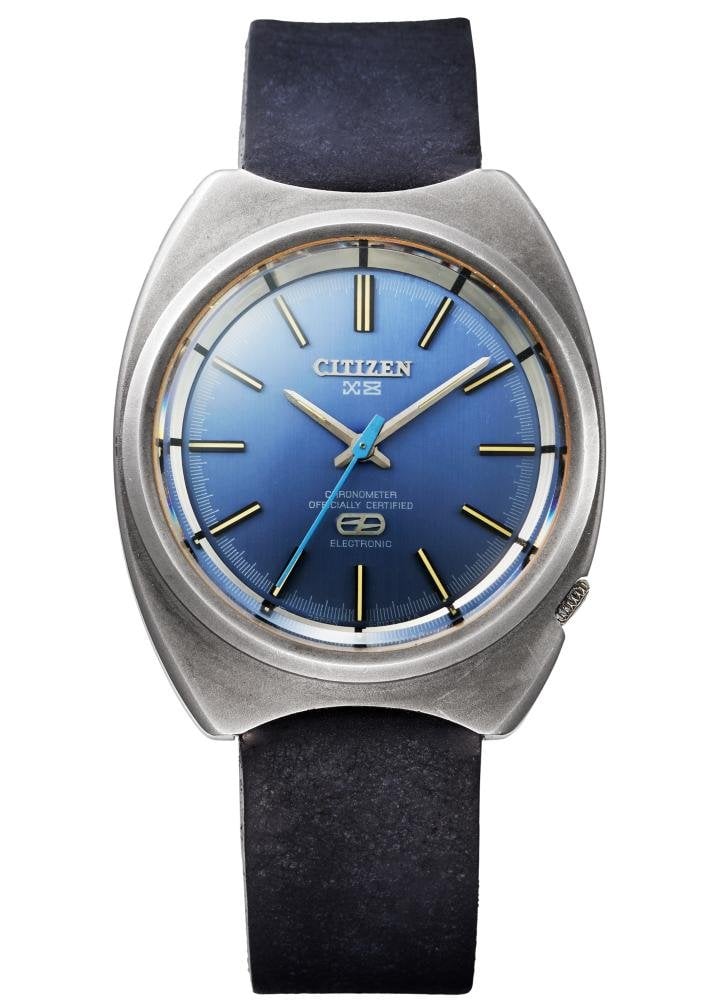 1970: Citizen produces the world's first titanium wristwatch: the X-8 Chronometer.