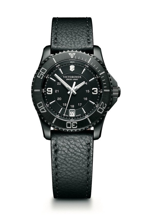 Introducing the Maverick Black collection by Victorinox