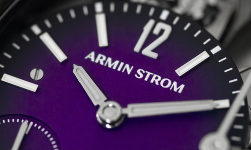 Armin Strom Orbit Purple introduces on-demand date display