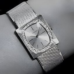 LONGINES