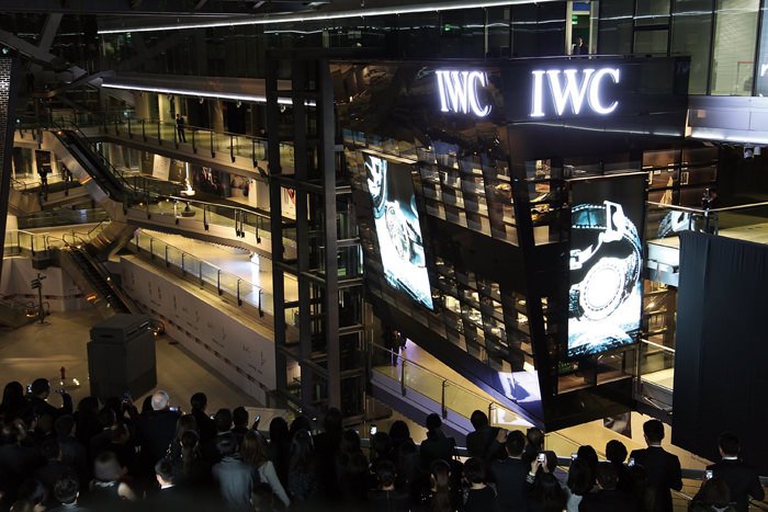 The exterior of the IWC store at Parkview Green Mall, Beijing