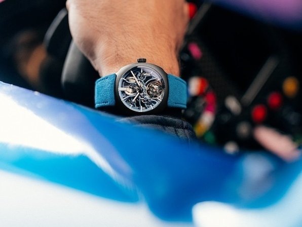 H. Moser & Cie. unveils the Streamliner Tourbillon Skeleton Ceramic Alpine Limited Edition