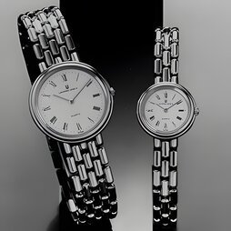 UNIVERSAL GENEVE “Finesse”