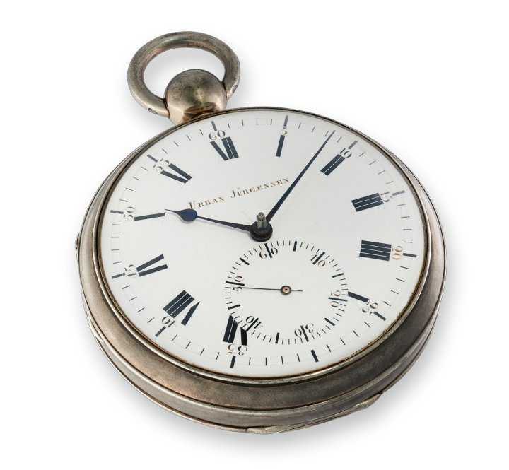 Urban Jürgensen Chronometer 649/35, 1820. Heavy solid silver case, enamel dial with the typical bold Urban Jürgensen Roman and Arabic numerals for hours and minutes respectively. 