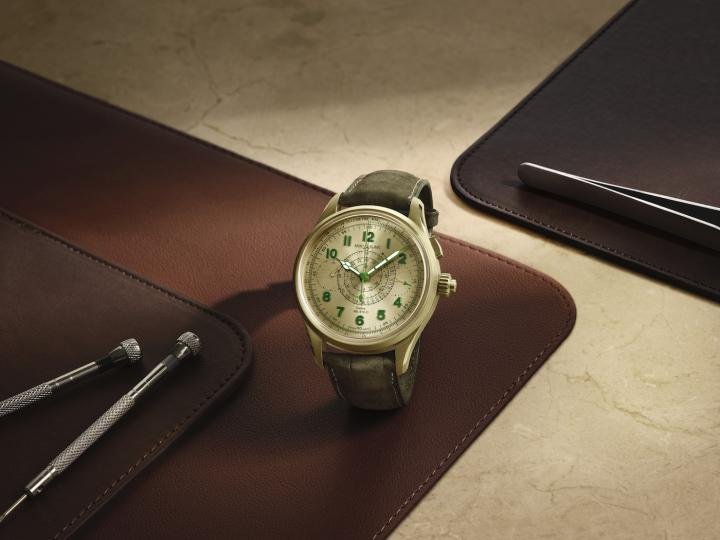 Also inspired by Minerva's heritage, the Montblanc 1858 Split Second Chronograph Limited Edition 18 has been crafted in a gold alloy called “lime gold”.