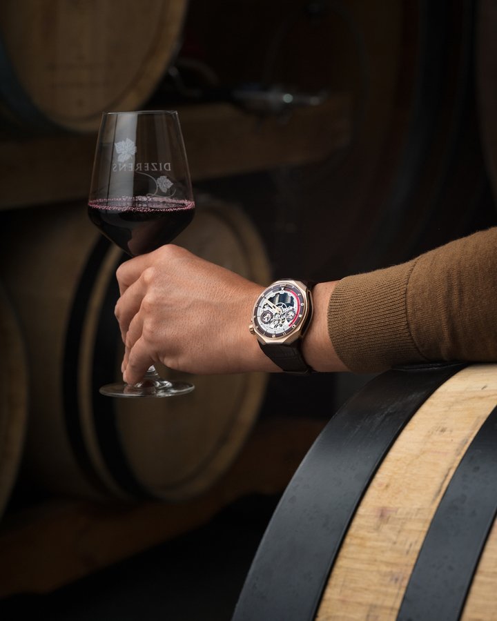 HYT watches and Hulecos when fluid meets air