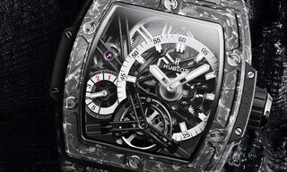 The tourbillon with Hublot's signature codes