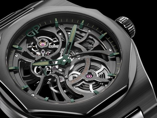 Girard-Perregaux Unveils the Laureato Skeleton Aston Martin Edition