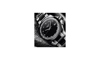 Longines' Ladies Diamond Conquest – Sporty Elegance in Black and White 