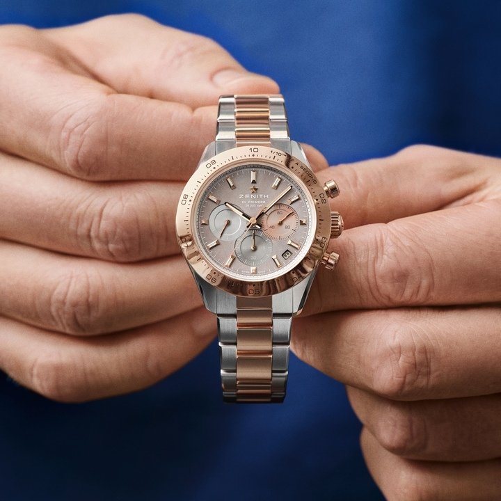 Zenith is also introducing an elegant new version of the Chronomaster Sport in steel and rose gold, produced in a limited edition of 50 pieces.