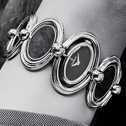 CORUM