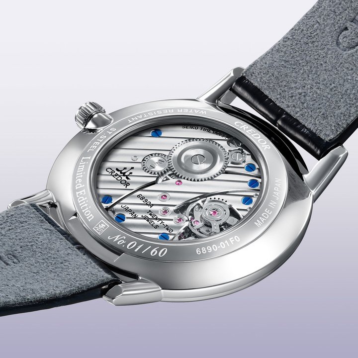 The watch is powered by the Caliber 6890, an ultra-thin mechanical movement with a thickness of just 1.98mm. A movement that can be assembled only by experienced master watchmakers, Caliber 6890 has a delicate finish visible through the sapphire crystal case back.