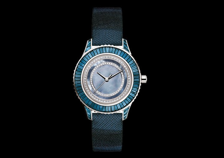 Dior's Grand Soir Number 7 (33mm)