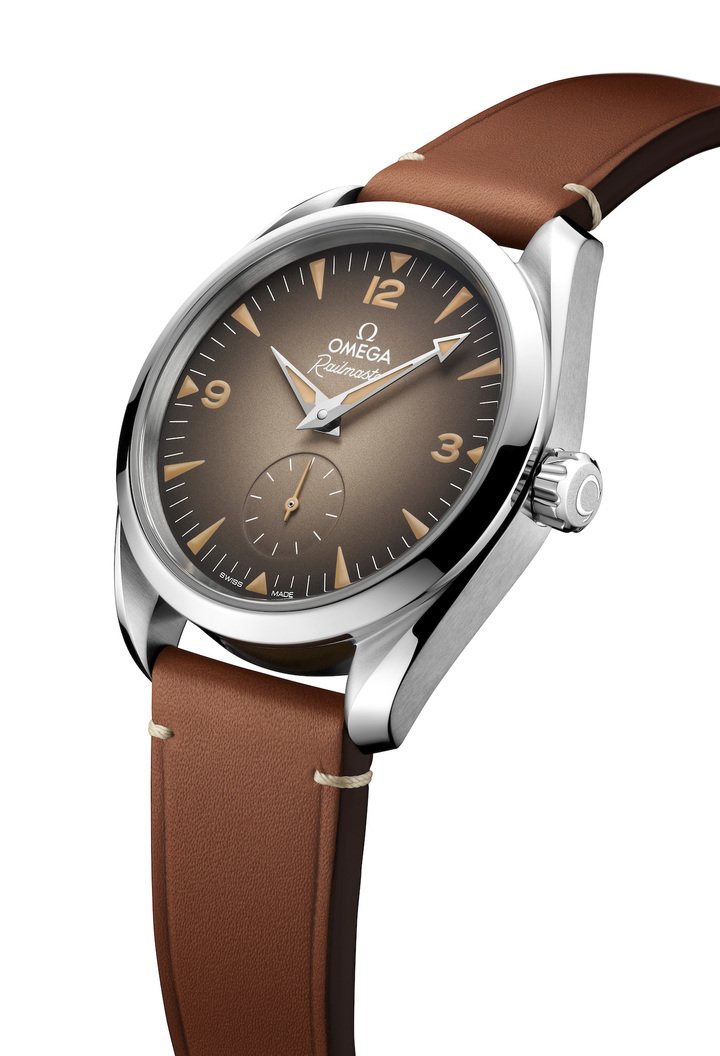 Omega presents the new-generation Railmaster in two variants