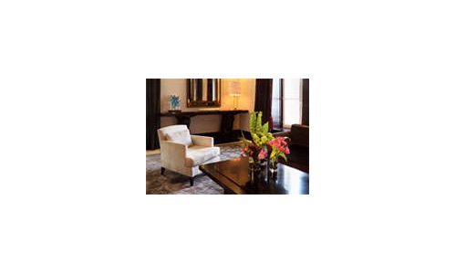 DeLaneau opens its first boutique