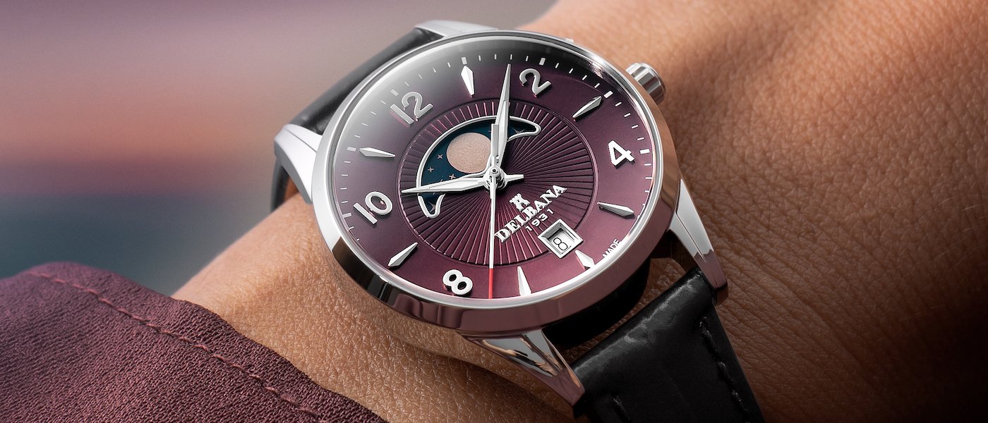 Delbana Lunetta: a moonphase in colour