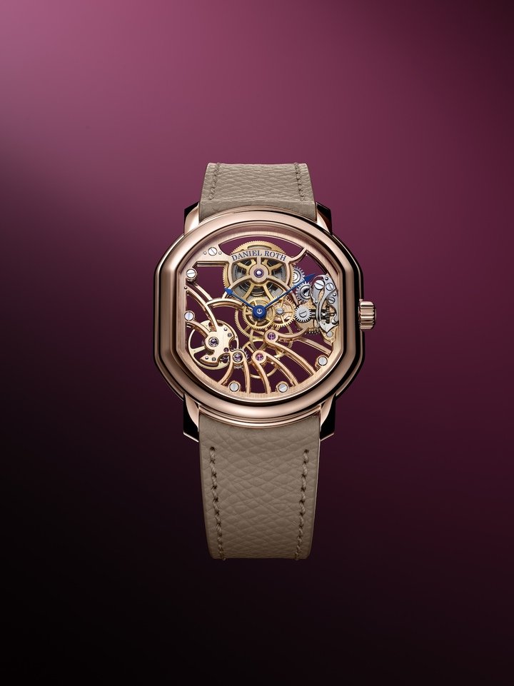 The Extra Plat Rose Gold Skeleton, an openworked version of one of Daniel Roth's most iconic creations. A milestone in the brand's revival, going beyond faithful reinterpretation, as the Extra Plat was never skeletonized during the era when Mr. Roth founded the brand.