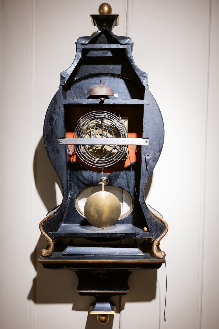 The “bare bones” of a Neuchâteloise clock – Musée des Mascarons, Môtiers