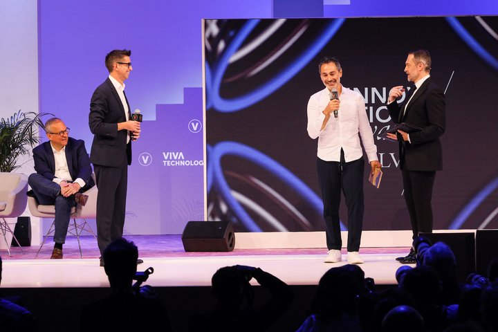 The ShowCase won the LVMH award in the Omnichannel & Retail category at the last Vivatech show in Paris.